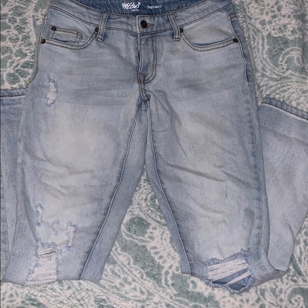 Light Wash Boyfriend Jeans❤️